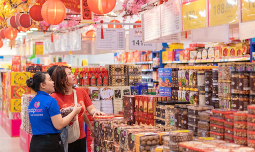 Người tiêu dùng có xu hướng sắm Tết tiết kiệm, thiết thực