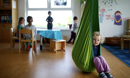 Đức gia nhập “câu lạc bộ” sinh đẻ siêu ít, châu Âu đối mặt dân số lão hóa nhanh