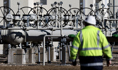 Châu Âu lo lắng vì dự trữ khí đốt giảm nhanh