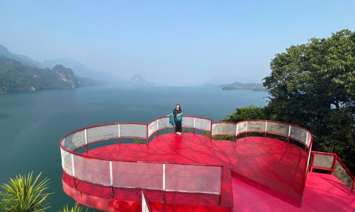 Phát triển du lịch trên vùng lòng hồ thuỷ điện Sơn La