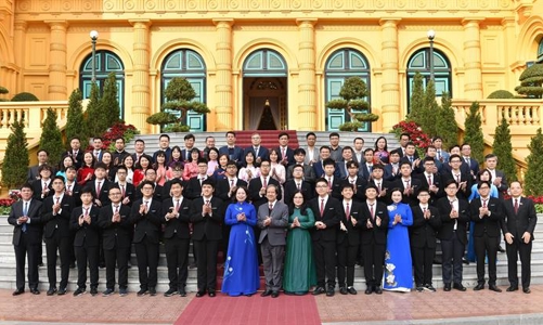 Tuyên dương học sinh đạt giải Olympic và khoa học kỹ thuật quốc tế