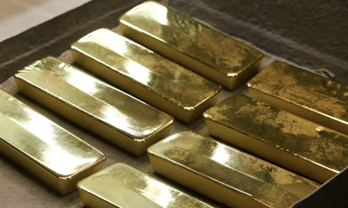 Giá vàng đương đầu áp lực giảm trong ngắn hạn, “cửa” tăng trong 2025 vẫn sáng