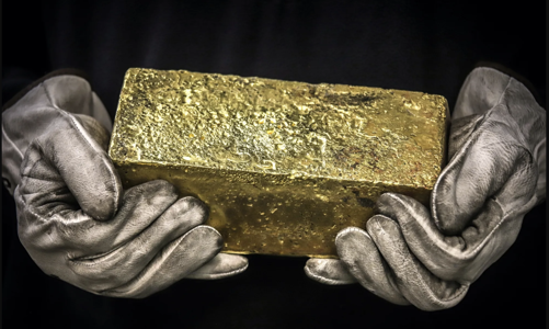 Giá vàng trượt khỏi mốc 2.900 USD/oz vì nhà đầu tư chốt lời