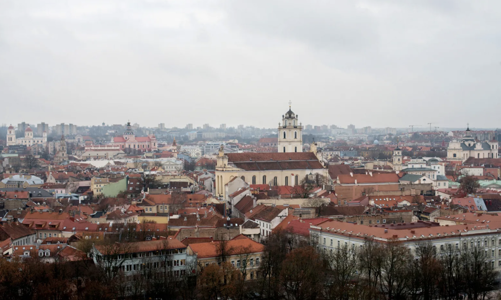 Nên đầu tư bất động sản ở nước châu Âu nào trong năm 2025?