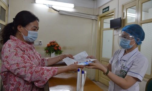 Kiến nghị được khám chữa bệnh bảo hiểm y tế cả thứ Bảy, Chủ Nhật