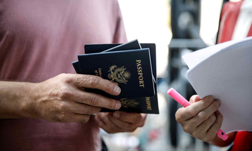 Xếp hạng hộ chiếu toàn cầu 2025: Mỹ tụt hạng, Trung Quốc thuộc nhóm tăng hạng mạnh