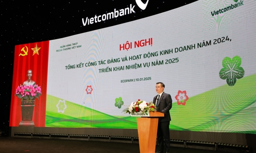Vietcombank vững thế dẫn đầu, bứt phá với dấu ấn xanh