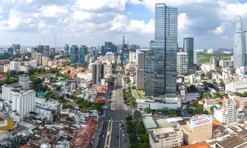 Thị trường bất động sản xuất hiện rõ vùng “dẫn sóng” và “theo sóng”