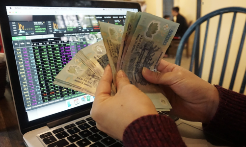 Chuyên gia chứng khoán: 