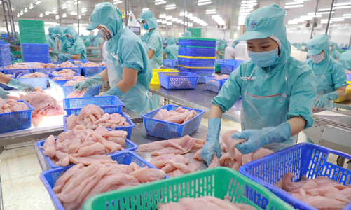 Xuất nhập khẩu giữa Việt Nam và Nga suy giảm trong tháng đầu năm