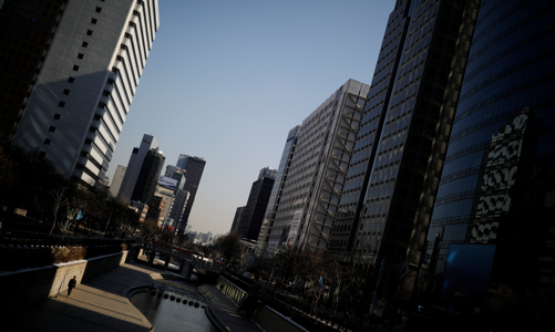 Mây đen phủ bóng kinh tế Hàn Quốc