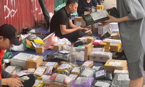 Đề xuất chính sách phát triển thương mại điện tử xanh trước lo ngại lượng rác thải nhựa lên tới 800.000 tấn