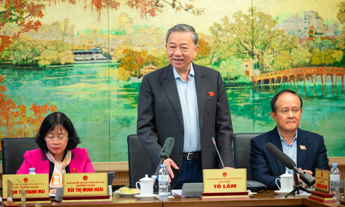 “Nếu chỉ lựa chọn công nghệ, máy móc giá rẻ chúng ta sẽ trở thành bãi rác công nghệ”