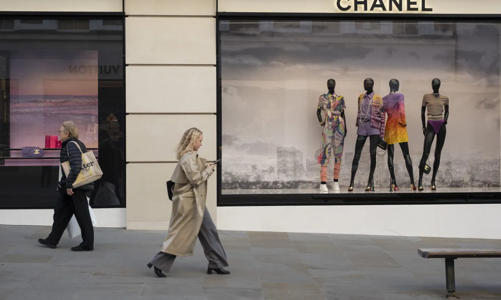 Các thương hiệu xa xỉ đang ngày càng quá tầm với