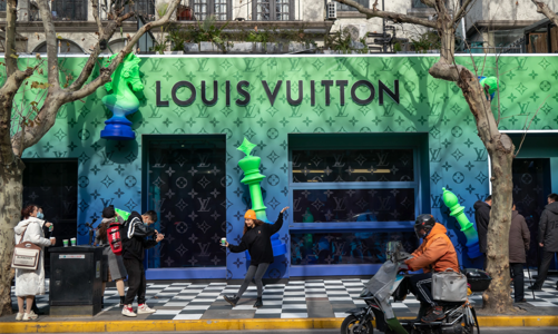 Thị trường xa xỉ Trung Quốc dịch chuyển về các thành phố nhỏ