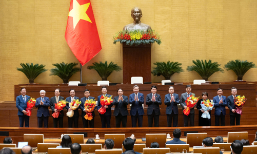 Quốc hội bầu 2 Phó Chủ tịch Quốc hội và phê chuẩn bổ nhiệm 2 Phó Thủ tướng Chính phủ