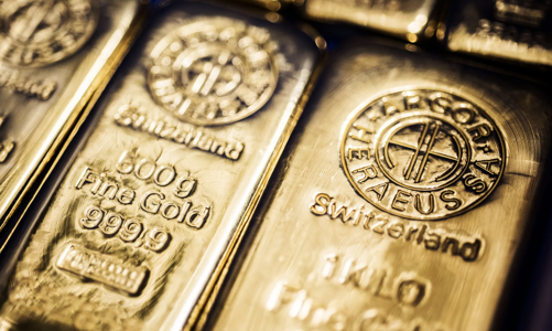 Được hỗ trợ mạnh, giá vàng nhảy vọt qua mốc 2.900 USD/oz