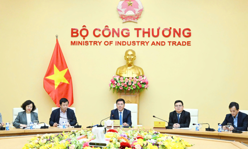 Tập đoàn lớn của Thụy Điển muốn xây dựng tổ hợp sản xuất tái chế sợi polyester tại Bình Định