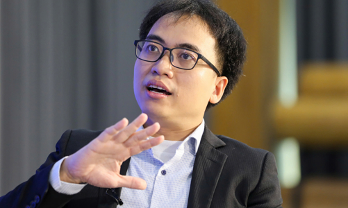 Hàng vạn tiểu thương “nâng trình” bán hàng nhờ ứng dụng của người Việt