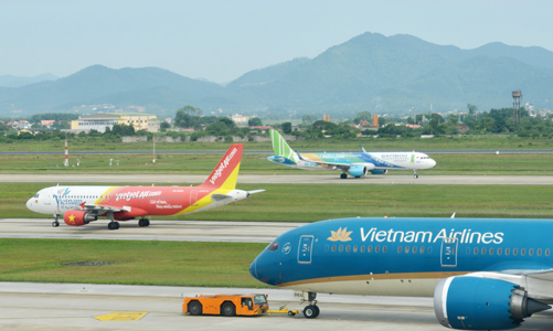 Số lượng hành khách nội địa và quốc tế trong tháng 2 tăng trưởng tích cực 