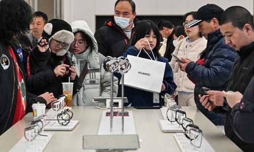 Trung Quốc thực hiện chính sách trợ giá, doanh số smartphone Huawei, Vivo, Xiaomi cải thiện mạnh mẽ