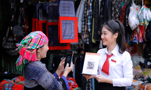 “Ông lớn” ngân hàng đẩy mạnh ứng dụng công nghệ và chuyển đổi số