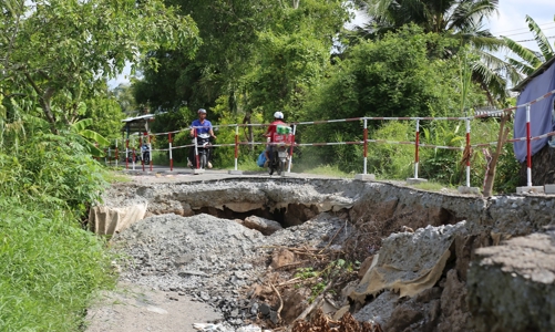 Xử lý sụt lún, sạt lở bờ sông, bờ biển còn mang tính chất tình thế 