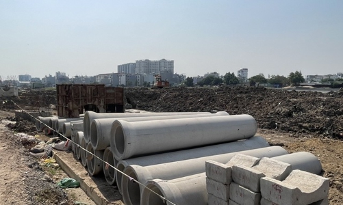 Tiến độ công trình đường ven kênh dài nhất TP.HCM