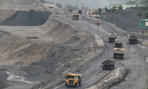 Quảng Ninh gỡ khó vật liệu san lấp cho các dự án hạ tầng giao thông