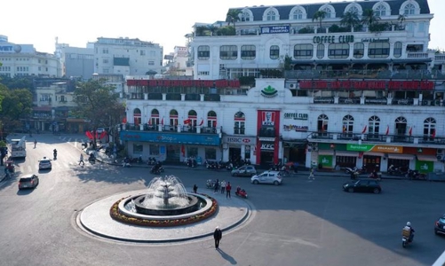 Nghiên cứu thay thế đài phun nước bằng “tháp ánh sáng” ở quảng trường Đông Kinh - Nghĩa Thục