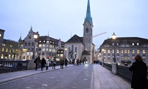 Nhà giàu Mỹ đua nhau chuyển tài sản tới Thụy Sỹ