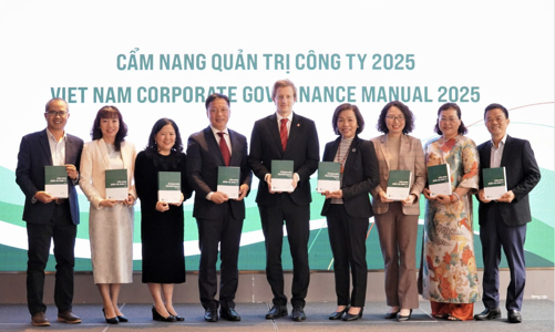 Ra mắt Cẩm nang Quản trị công ty 2025
