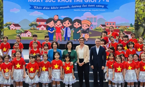 Tạo điều kiện để người dân được tiếp cận các dịch vụ y tế chất lượng 