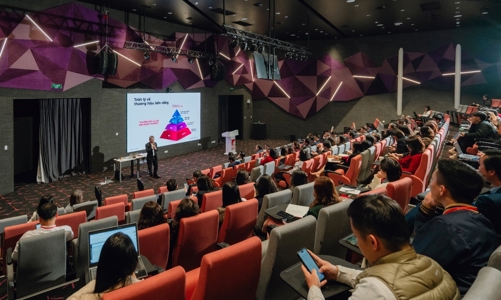 Tăng cường năng lực quản trị khủng hoảng truyền thông trong giáo dục