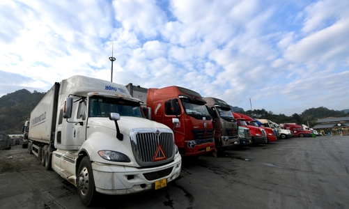 Giao thương biên mậu phía Bắc tiếp tục tăng 