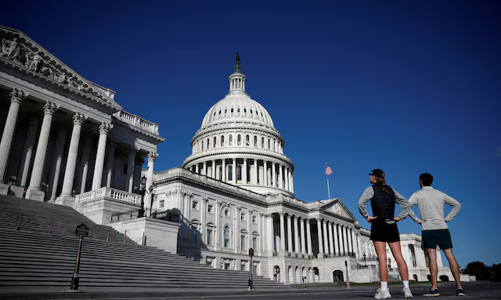 Hạ viện Mỹ thông qua dự luật ngân sách mở đường để ông Trump giảm thuế