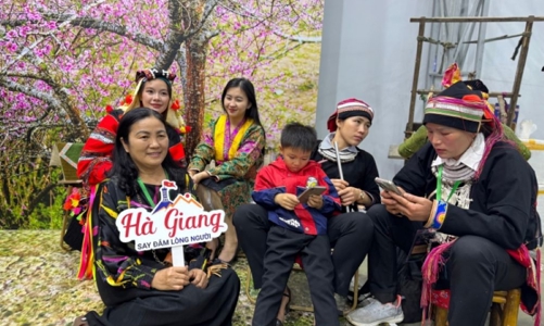 Du lịch Hà Giang vươn lên tầm cao mới