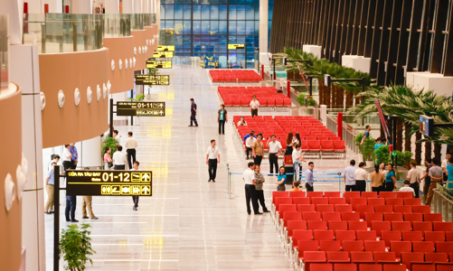 Nhà ga T3 sân bay Tân Sơn Nhất đón chuyến bay thương mại đầu tiên