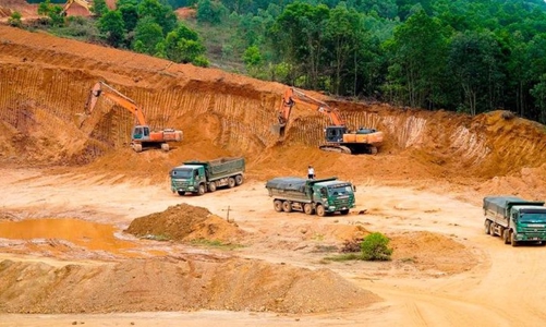 Chuẩn bị đấu giá quyền khai thác 9 mỏ đất san lấp tại Hòa Bình