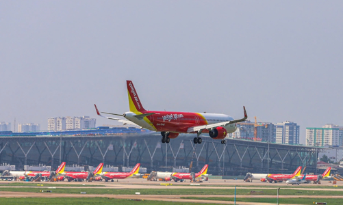Vietjet nêu nguyên nhân khiến một số chuyến bay tại sân bay Tân Sơn Nhất bị ảnh hưởng