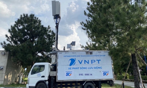 Các nhà mạng tăng cường BTS lưu động đảm bảo đường truyền kết nối dịp lễ