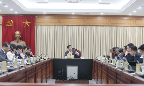 Nghiên cứu không tạo ra đầu ra, ngân sách càng bị siết chặt