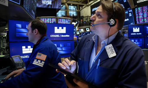 S&P 500 tăng 5 phiên liên tiếp trước thềm loạt báo cáo quan trọng, giá dầu giảm