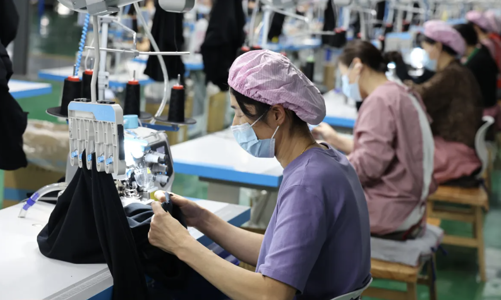 Nhiều doanh nghiệp Trung Quốc dừng sản xuất, tìm thị trường mới thay thế Mỹ