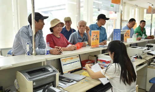 Cơ bản hoàn thành chi trả lương hưu tháng 5 cho người hưởng