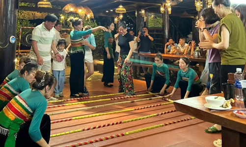 Du lịch cộng đồng - hướng phát triển kinh tế xanh cho miền Tây Thanh Hóa