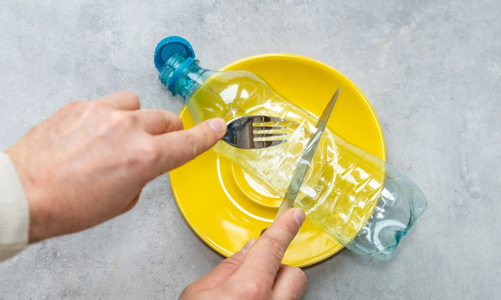 Cảnh báo mối liên hệ giữa đồ nhựa gia dụng và bệnh tim mạch