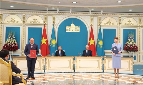 Tổng Bí thư Tô Lâm chứng kiến Lễ trao các văn kiện hợp tác song phương Việt Nam – Kazakhstan