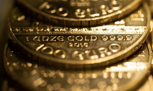 Giá vàng lao dốc sau khi có tin đàm phán Mỹ -  Trung, quỹ SPDR Gold Trust tiếp tục xả hàng