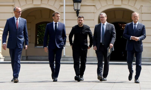 Không chờ Mỹ, EU và Anh công bố loạt biện pháp trừng phạt mới với Nga